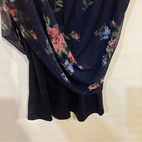 Apt. 9 Dark Blue Multi Floral Roses Sleeveless Tunic Top Women’s Sz M - Picture 4 of 7